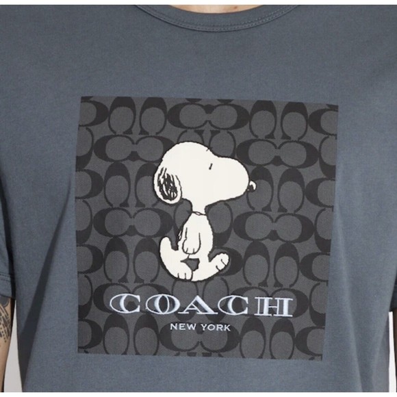 Coach X Peanuts XS CE544 Men’s Signature Snoopy T Shirt Navy NWOT Org $178 - Picture 9 of 12